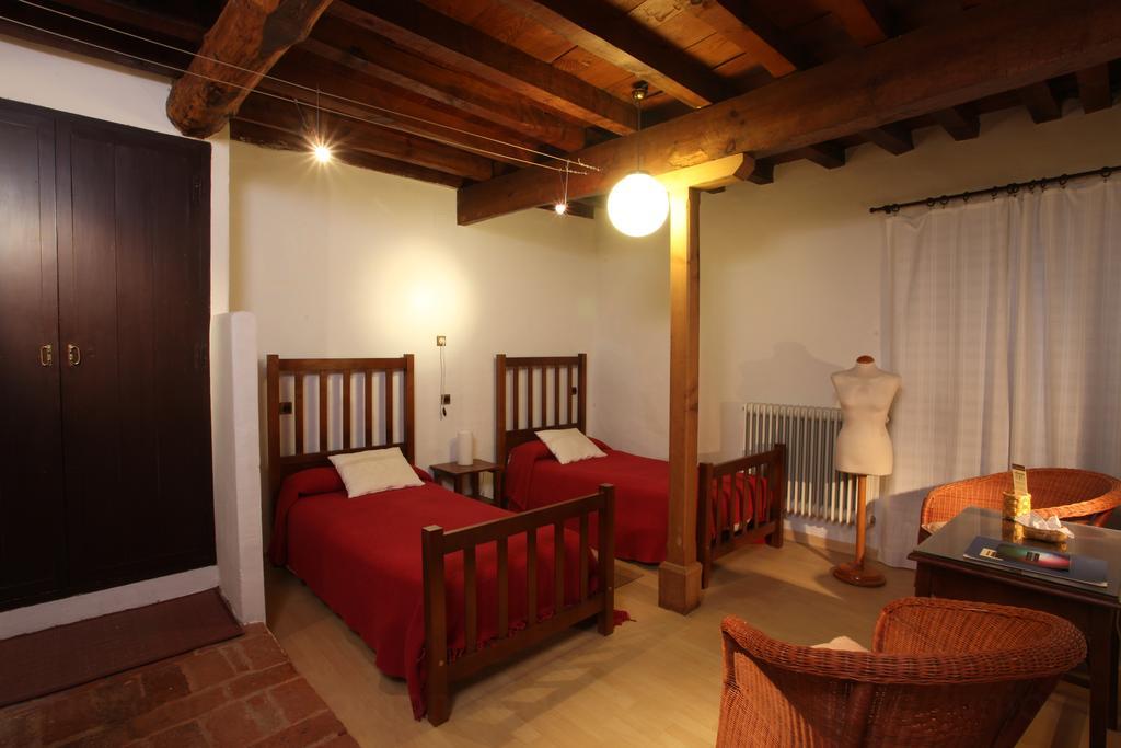 De Amonaria Malpartida De Plasencia